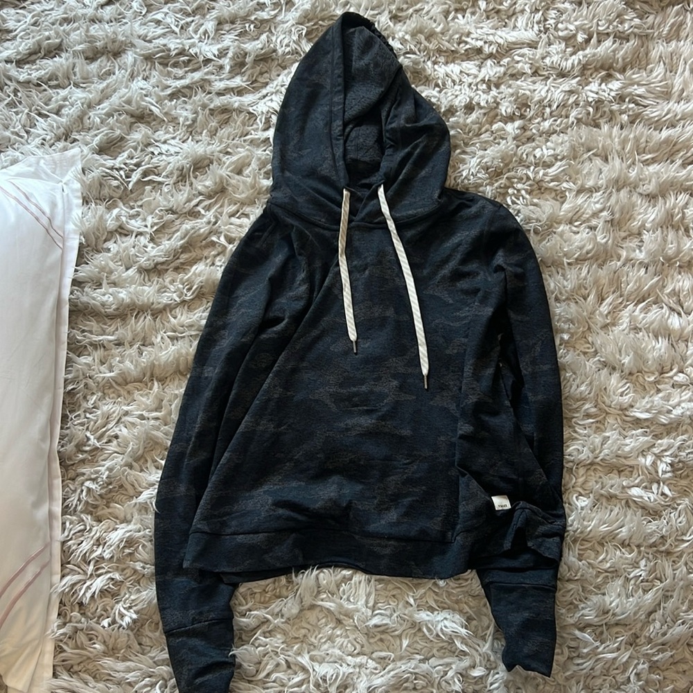 Vuori Halo essential hoodie